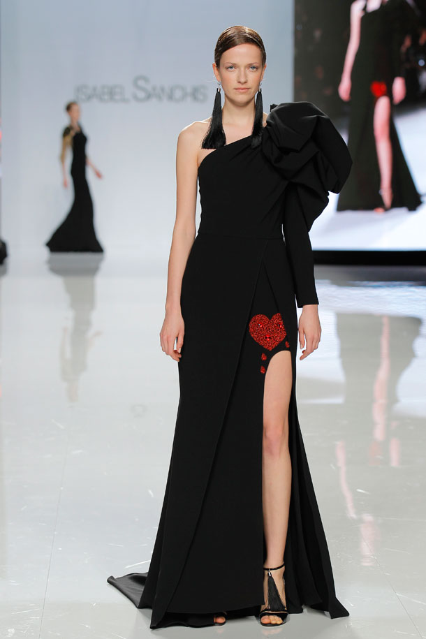 ilovebrides.pt Isabel Sanchis 2018 Barcelona Bridal Fashion Week 2017